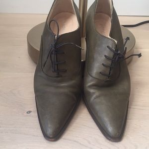 Oxford shoes 6.5